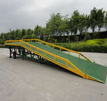 三良牌移動(dòng)登車(chē)橋-廣東液壓登車(chē)橋 SL-DCQY-8T